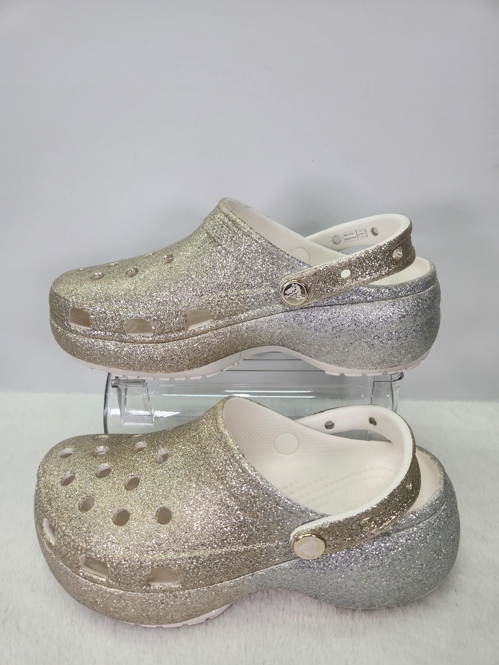 CROCS Classic Glitter Platform Clogs in Gold and Silver Size W 7 - Picture 5 of 10